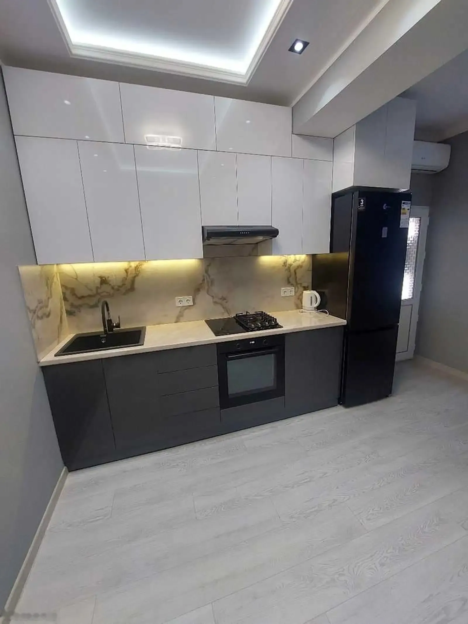 2-комн. квартира, 12 этаж, 57м², Битонка