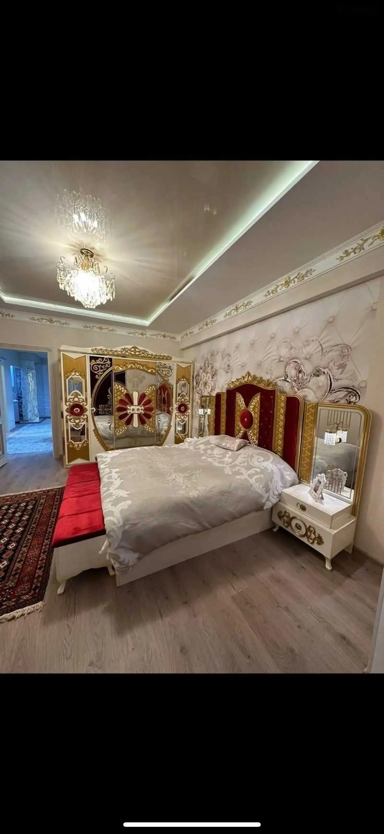 2-комн. квартира, 10 этаж, 105м², Бари парламент