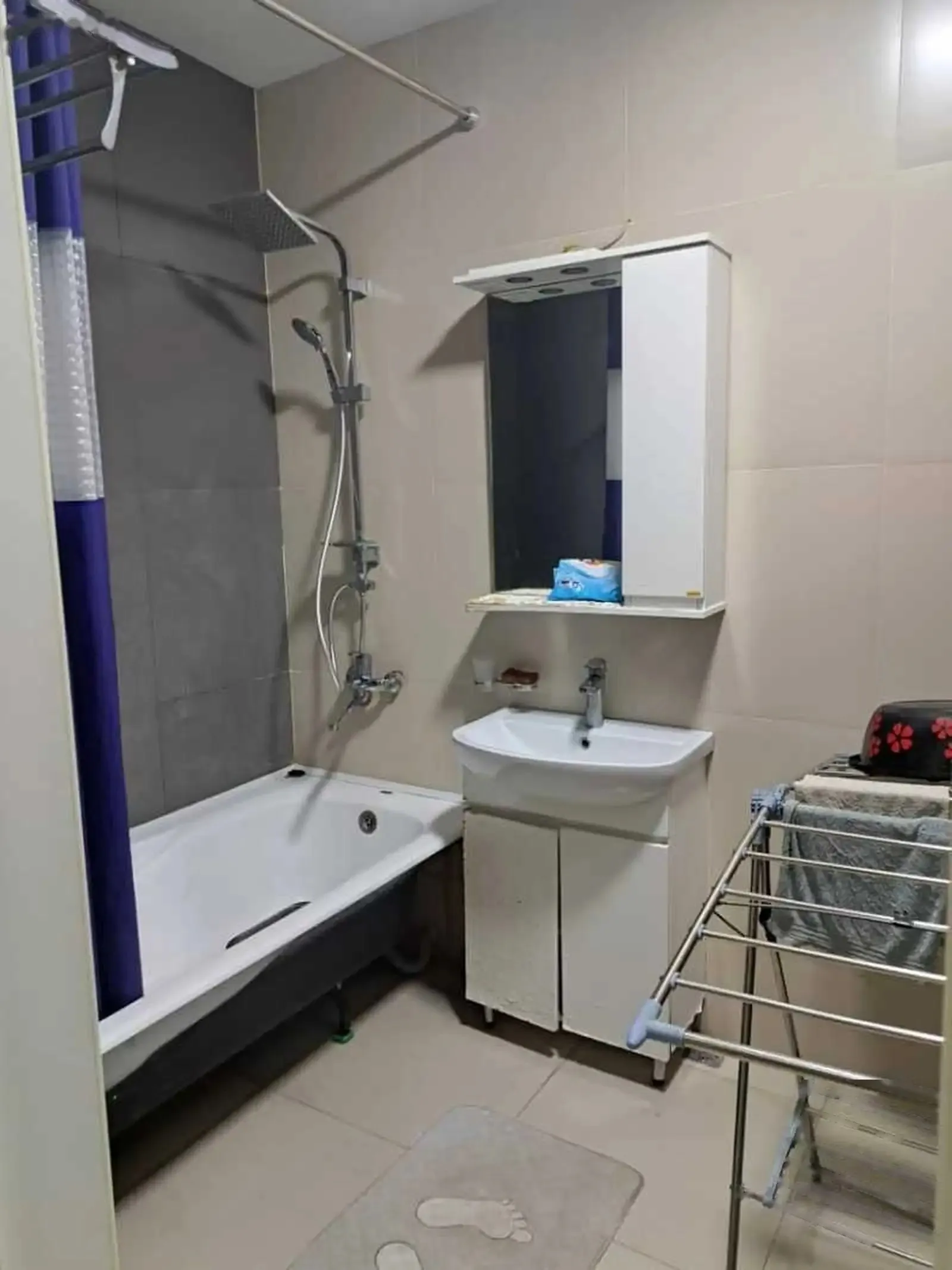 2-комн. квартира, 9 этаж, 73м², 82мкр