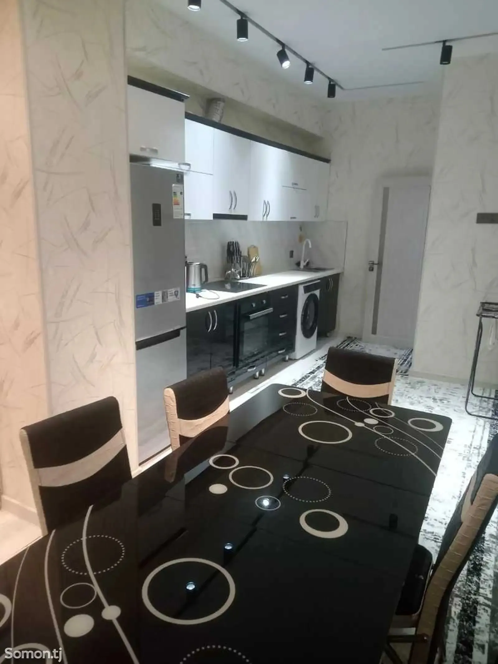 2-комн. квартира, 9 этаж, 70м², доми гелос