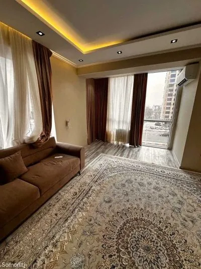3-комн. квартира, 2 этаж, 90м², 102 мкр