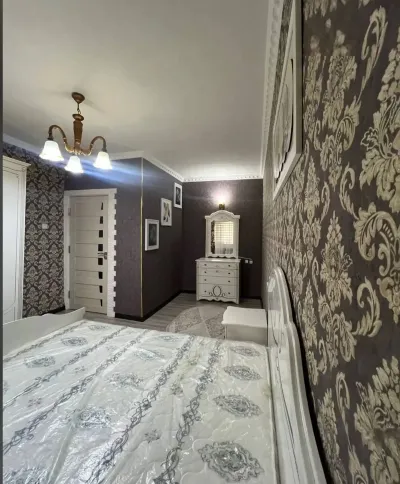 2-комн. квартира, 4 этаж, 60м², сино