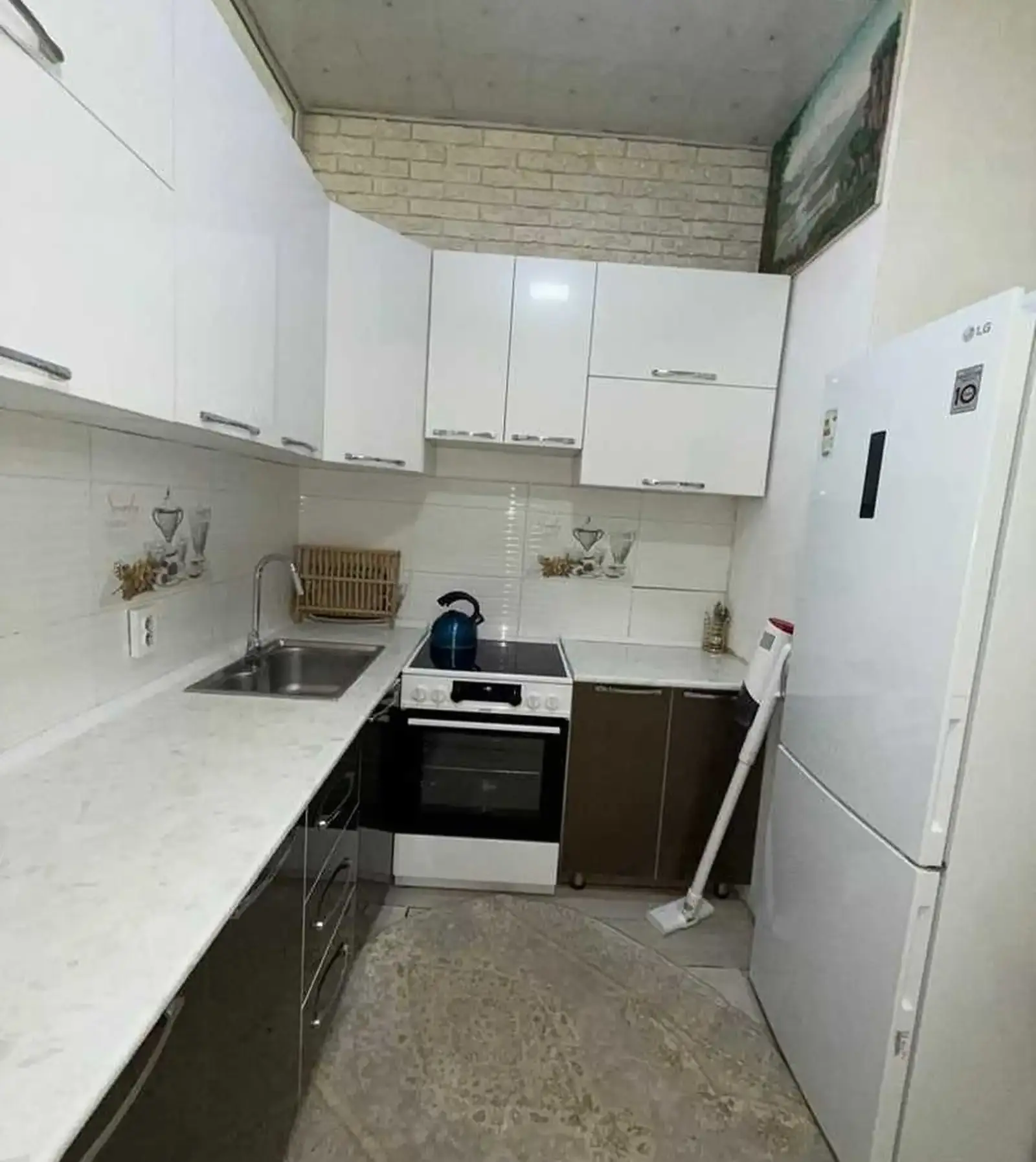 2-комн. квартира, 6 этаж, 60м², Сомонӣ