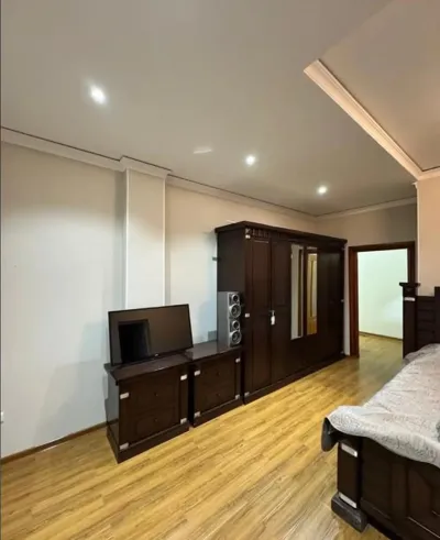 2-комн. квартира, 8 этаж, 106м², Шохмансур