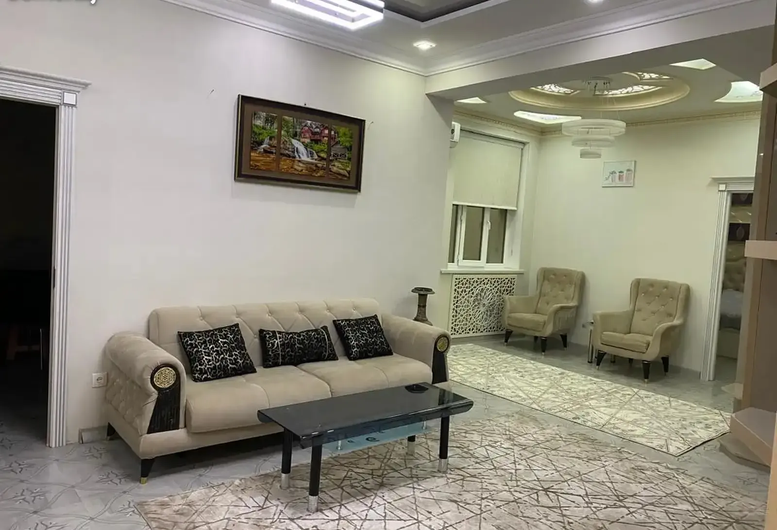 2-комн. квартира, 4 этаж, 70м², ОВИР ПУШТИ ПАРЛАМЕНТ