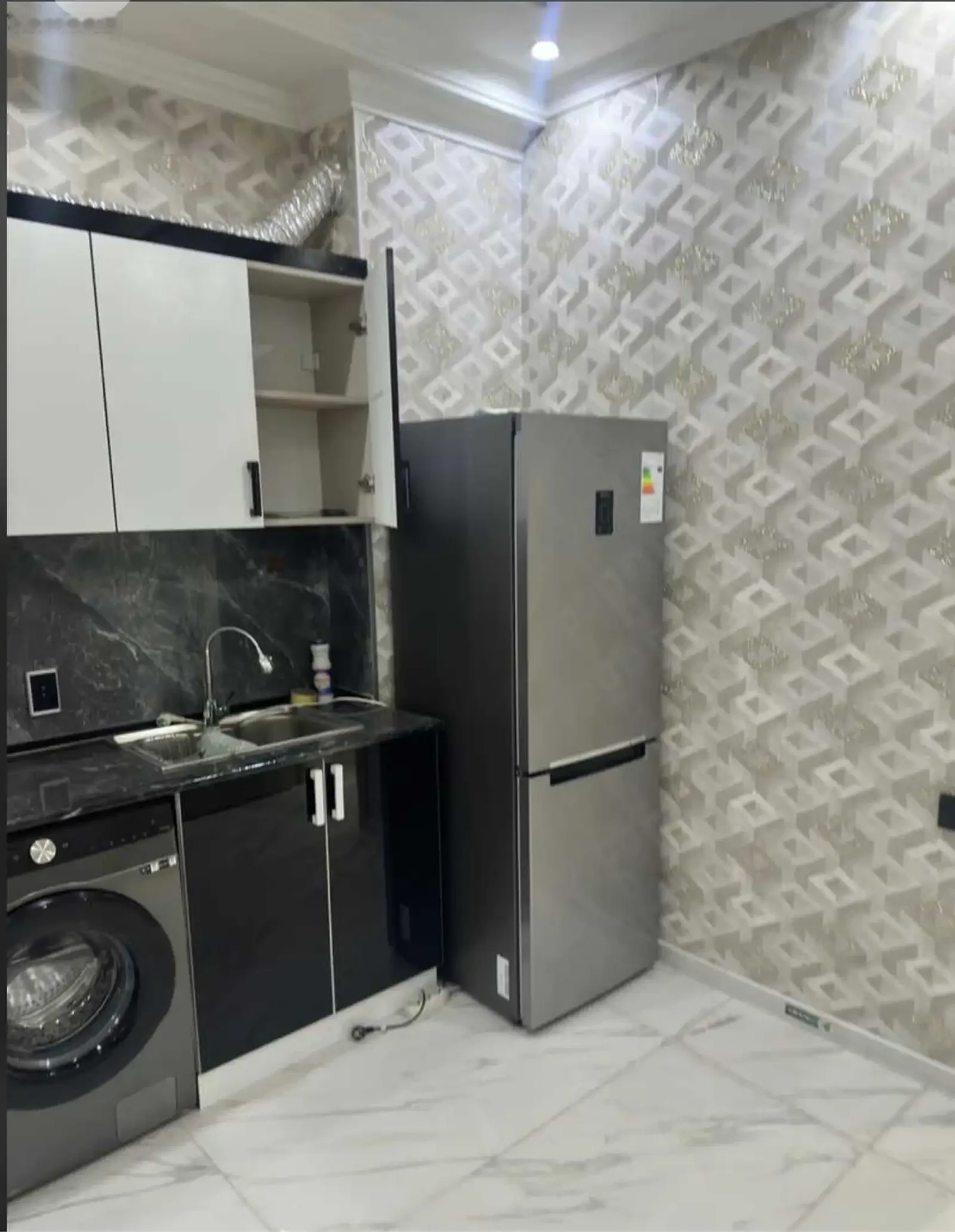 2-комн. квартира, 15 этаж, 100м², Зирбак Шохмансур