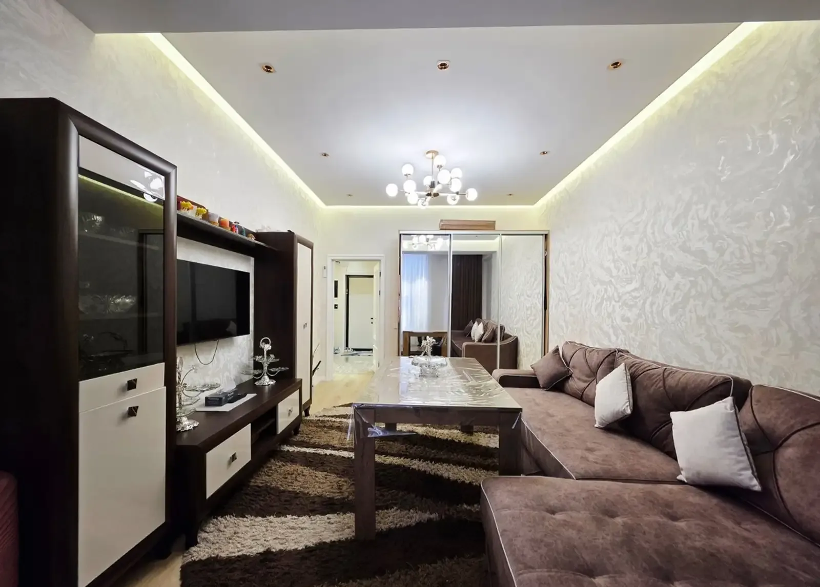 2-комн. квартира, 13 этаж, 60 м², Ашан