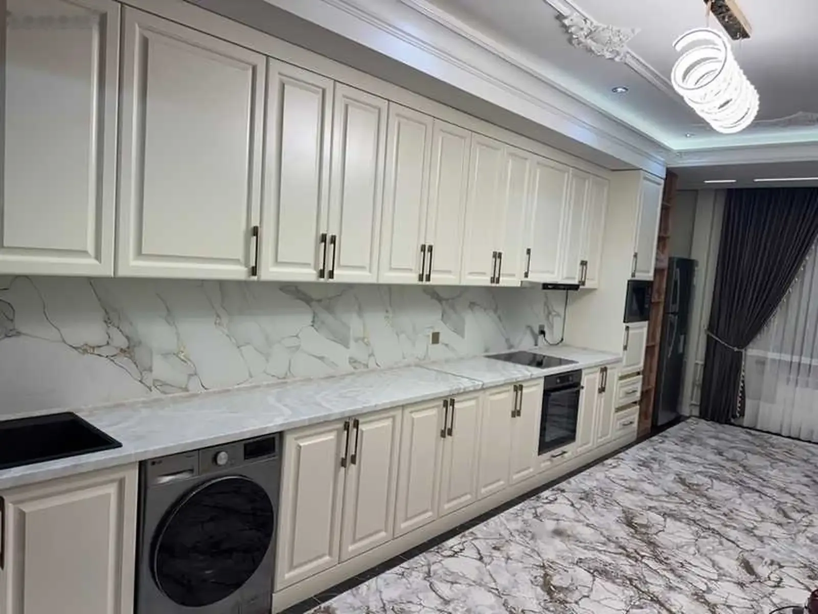 3-комн. квартира, 3 этаж, 120м², Профсоюз, Кольцевой