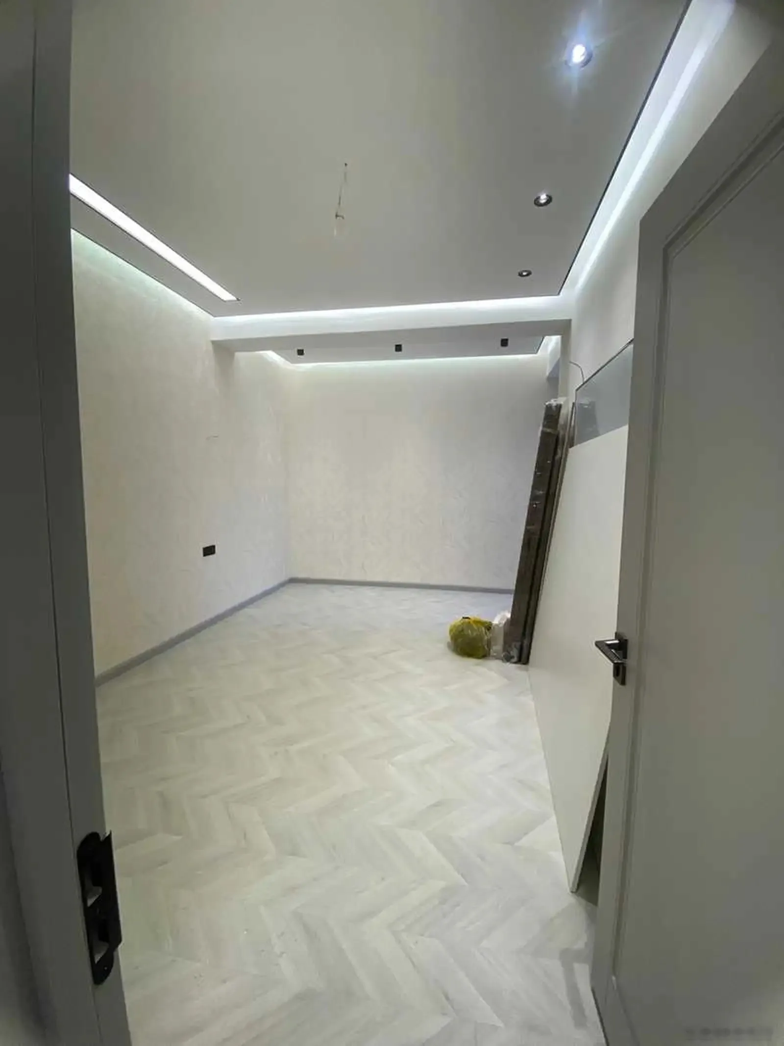 2-комн. квартира, 7 этаж, 82м², кольцевой профсоюз