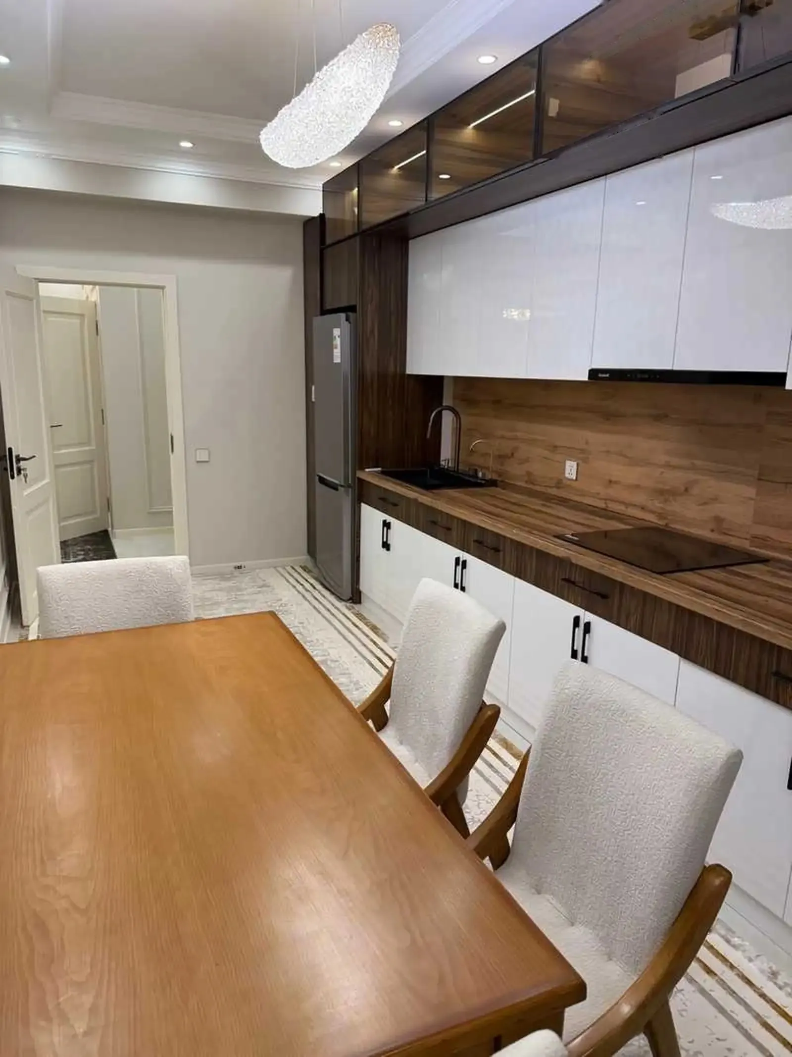 2-комн. квартира, 5 этаж, 90м², Скорый