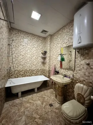 3-этажный, 9 комнатный дом, 780 м², 112 мкр, АЗС Зоир-Ойл, Кольцевая Калинина, Сино