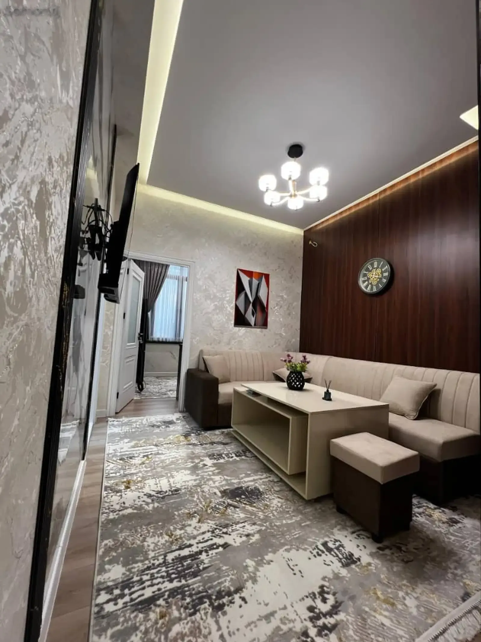 2-комн. квартира, 8 этаж, 57 м², 32 мкр Амид