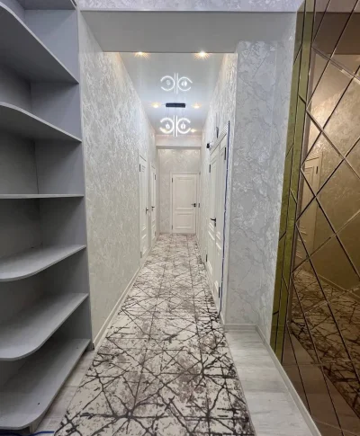 2-комн. квартира, 13 этаж, 75 м², Фирдавси
