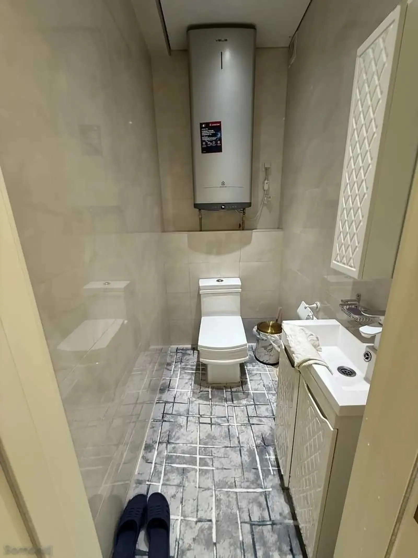 3-комн. квартира, 9 этаж, 97м², н.Шохмансур кучаи Садриддин Айни