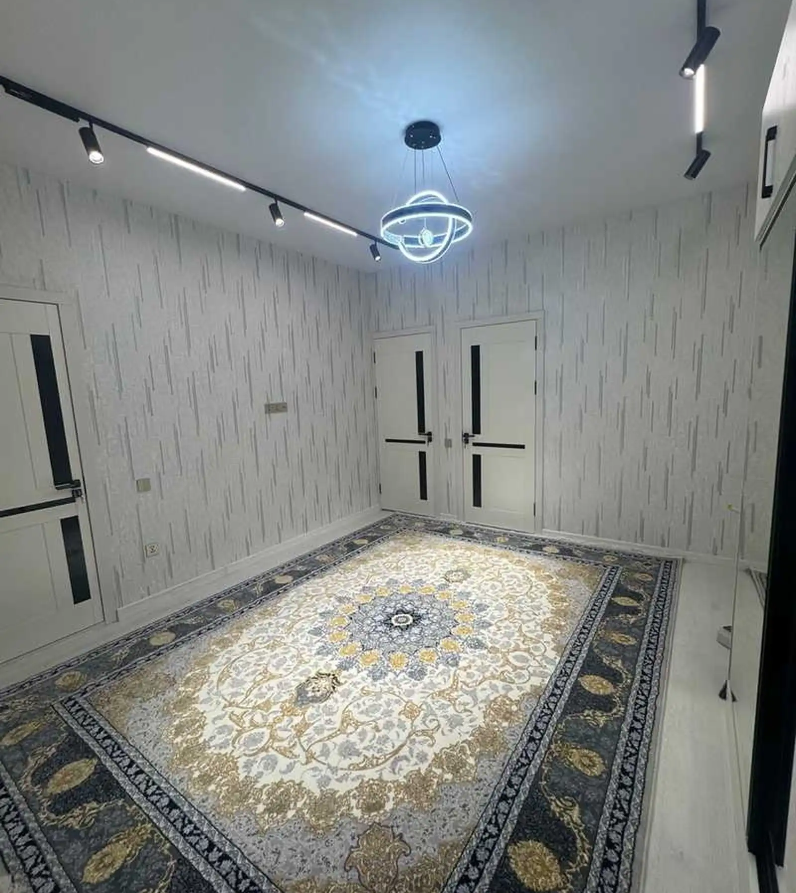 2-комн. квартира, 4 этаж, 60м², Шохмансур (Чулочка доми Душанбе сити )