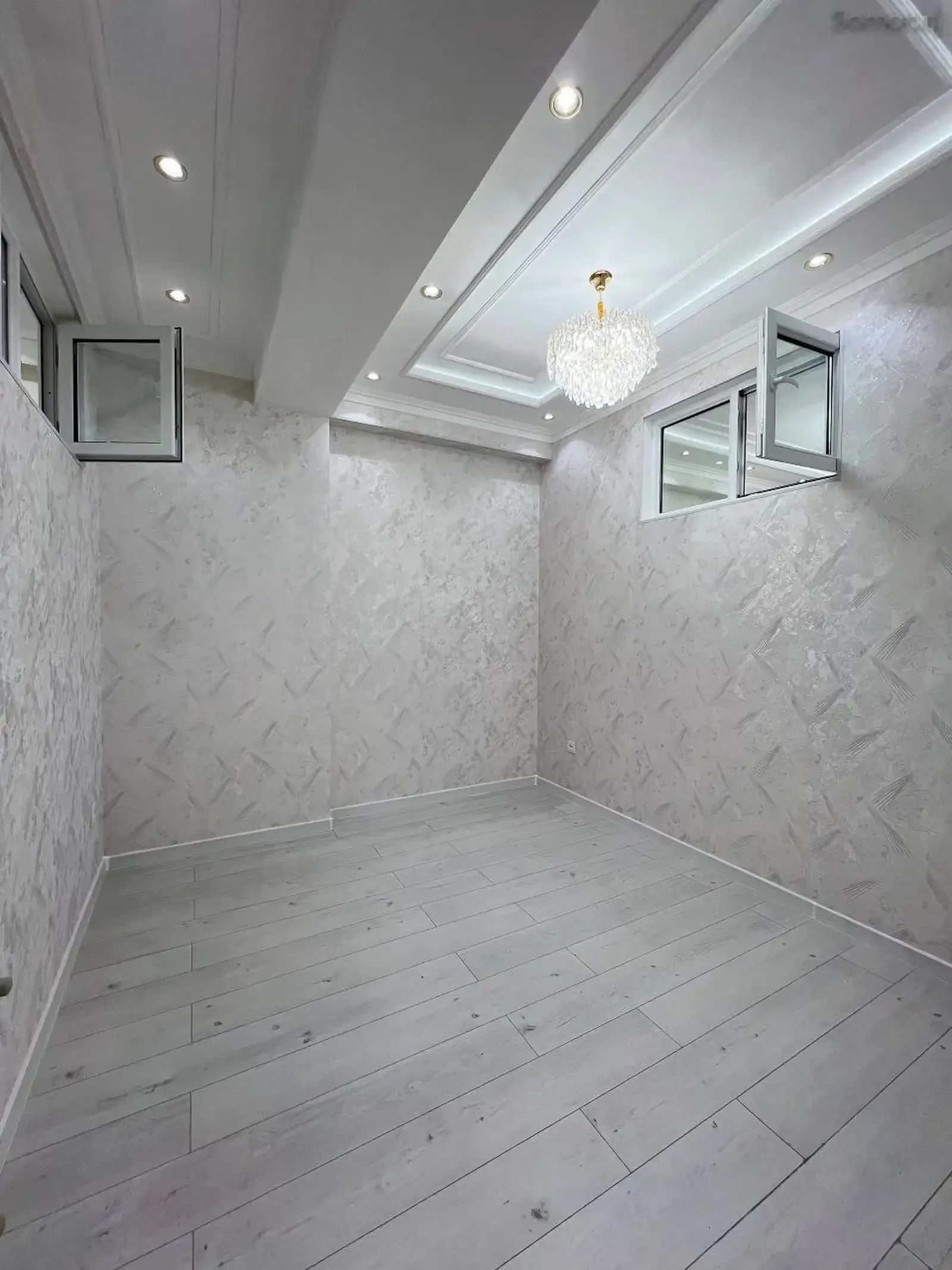 3-комн. квартира, 13 этаж, 80 м², Сино