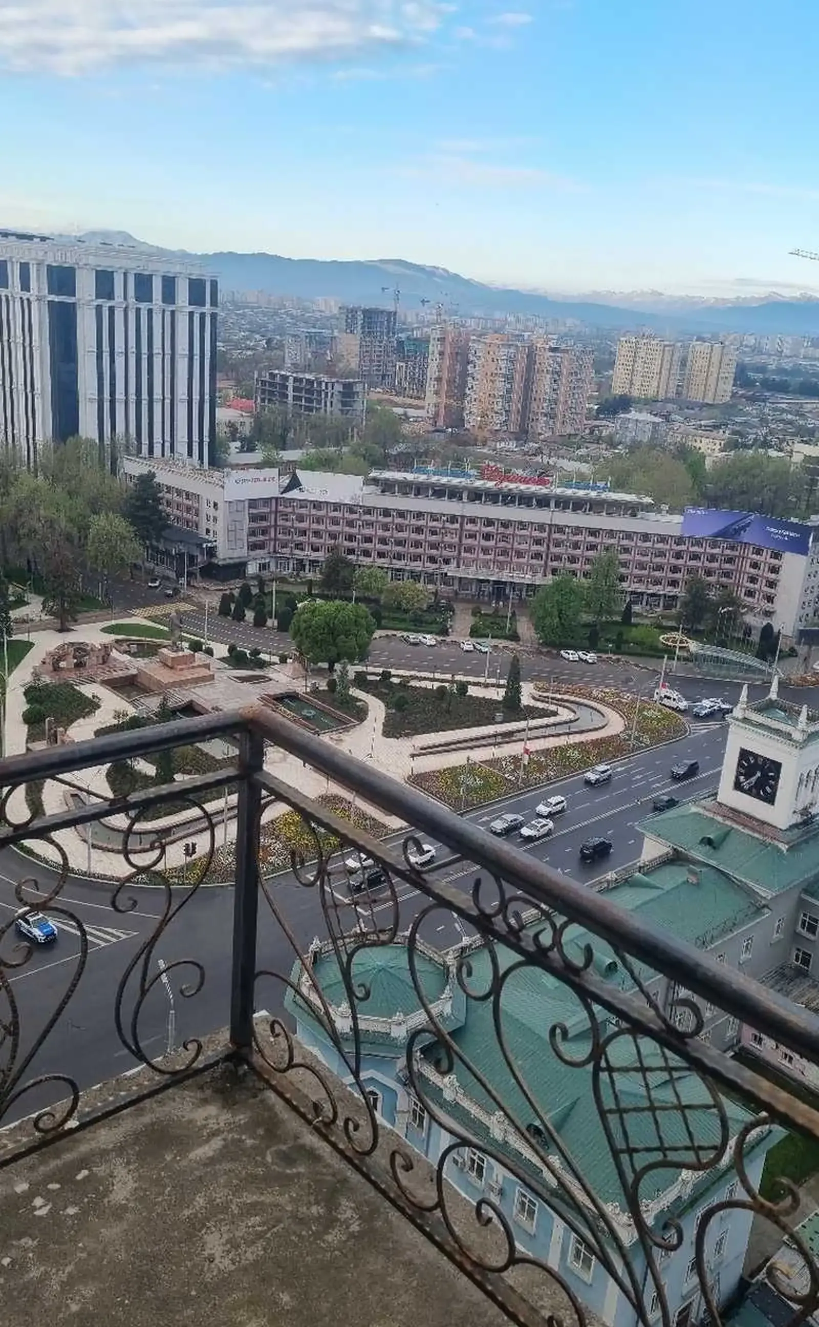 2-комн. квартира, 17 этаж, 65м², Садбарг доми Гелос