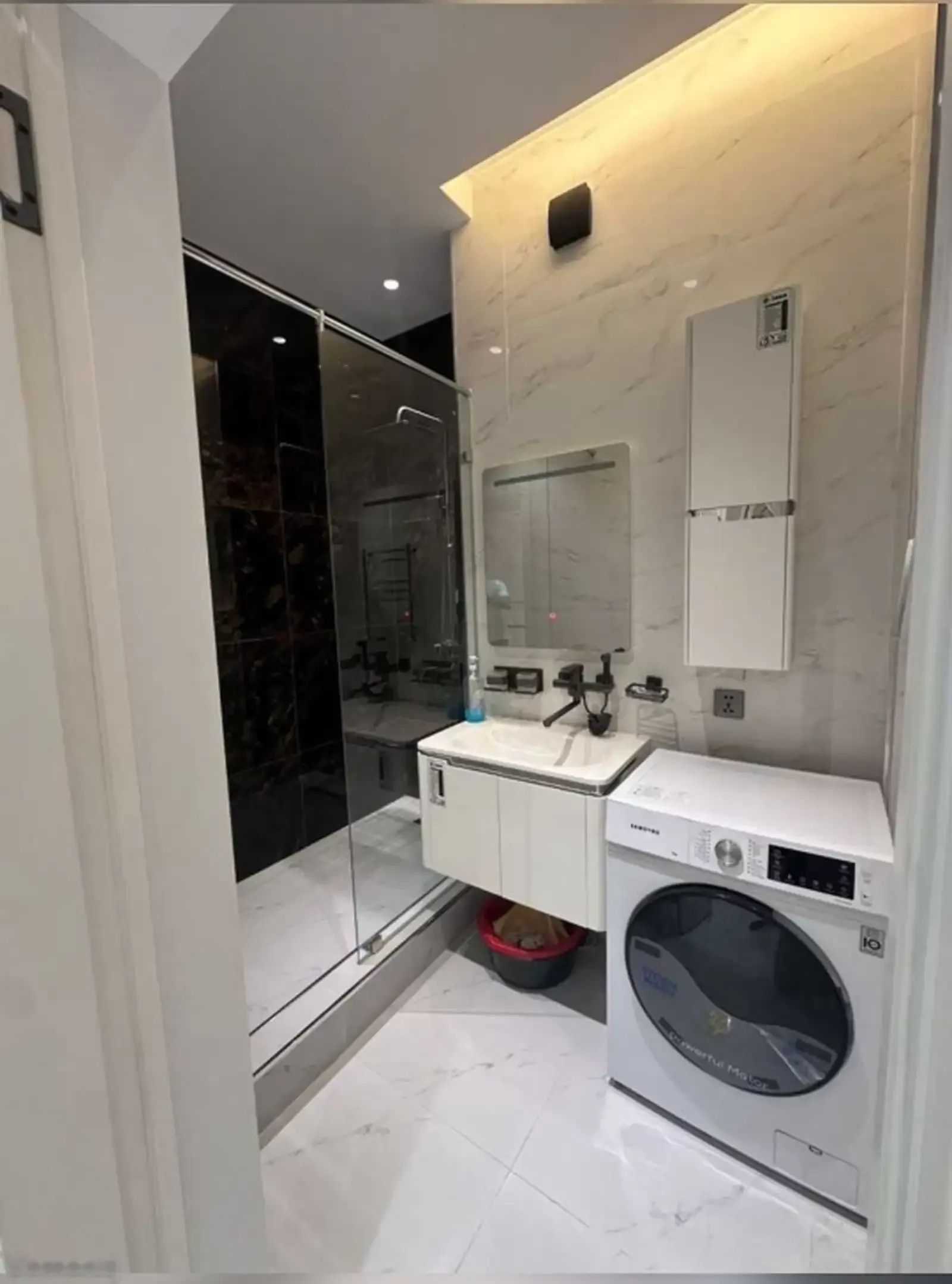 2-комн. квартира, 18 этаж, 95м², Айни