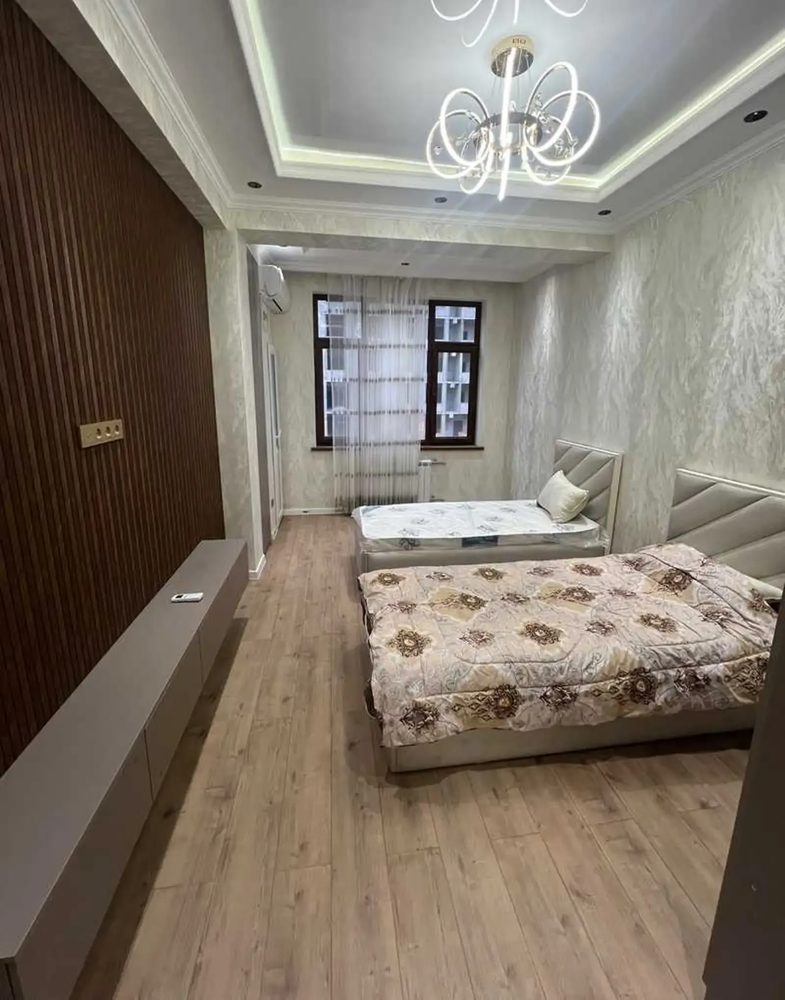 3-комн. квартира, 10 этаж, 95м², Театр оперы и балета