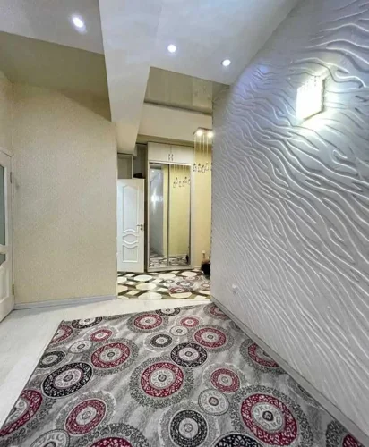 2-комн. квартира, 4 этаж, 75м², И.Сомони, Дом печать