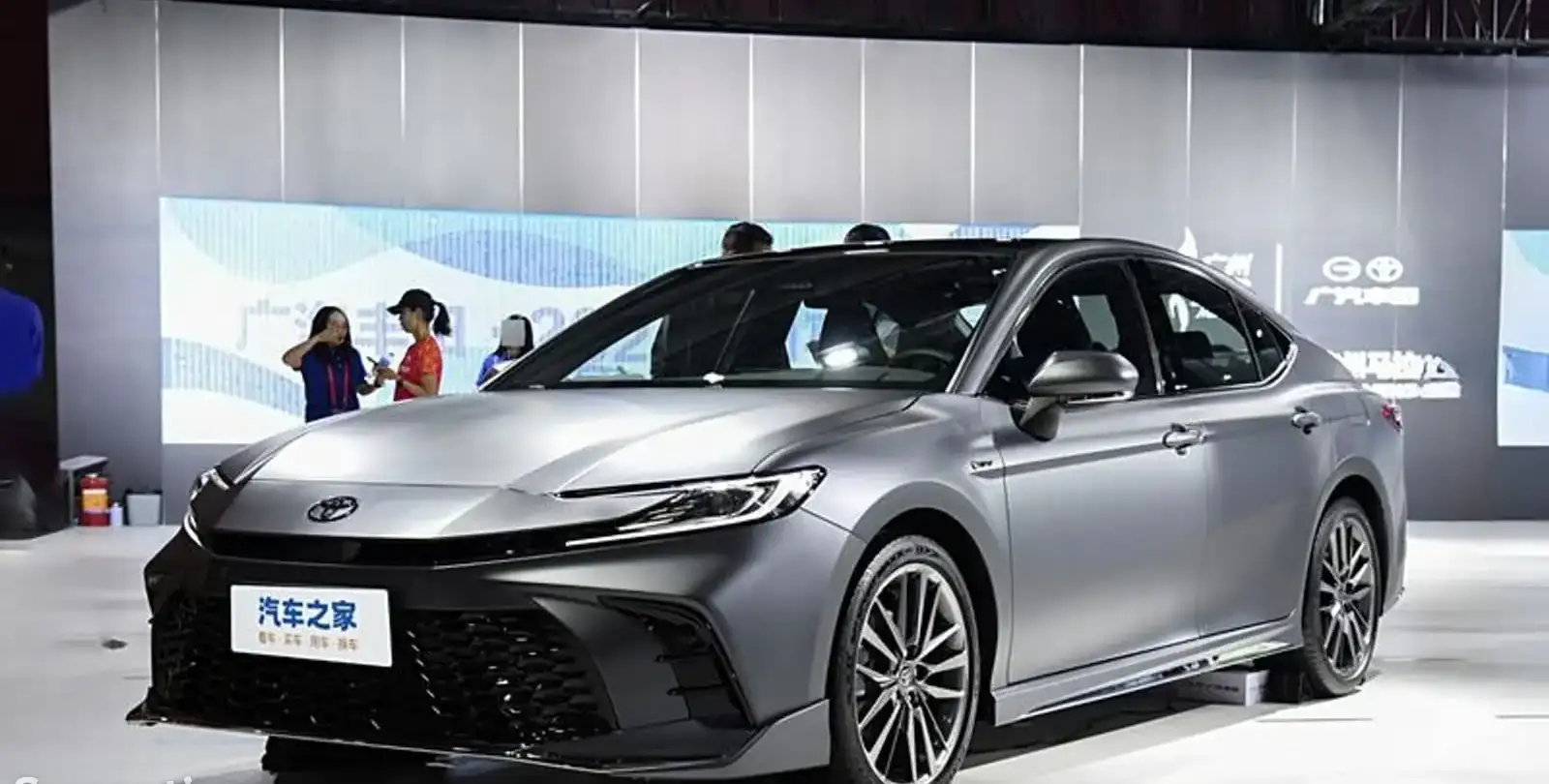 Toyota Camry,