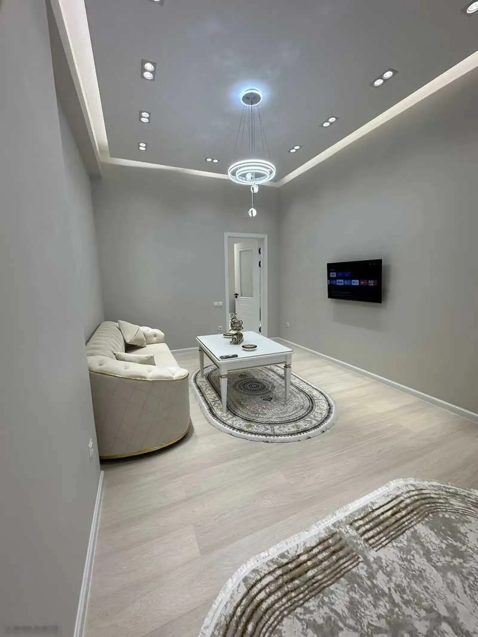 2-комн. квартира, 19 этаж, 67м², домои Bakht Z, Созидание