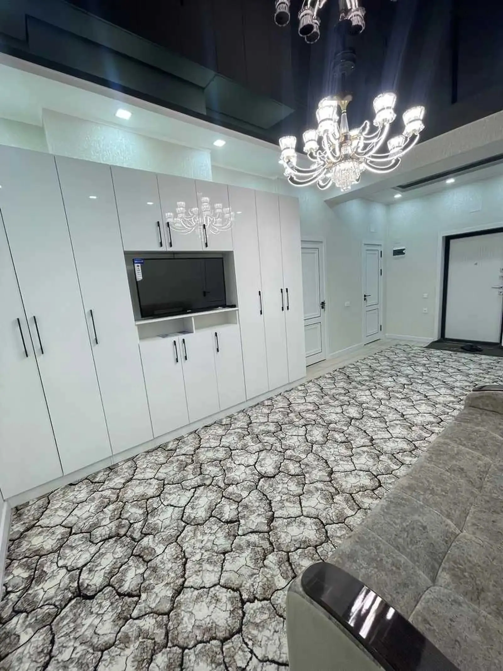 2-комн. квартира, 12 этаж, 70м², 91мкр