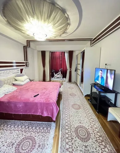 3-комн. квартира, 5 этаж, 156 м², Овир
