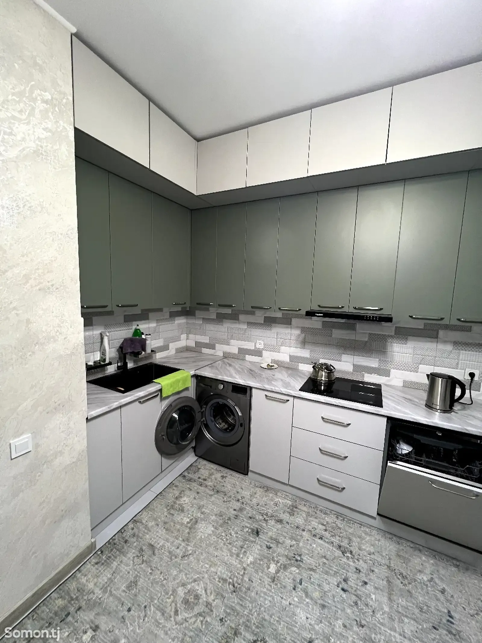 3-комн. квартира, 3 этаж, 100м², Спартак