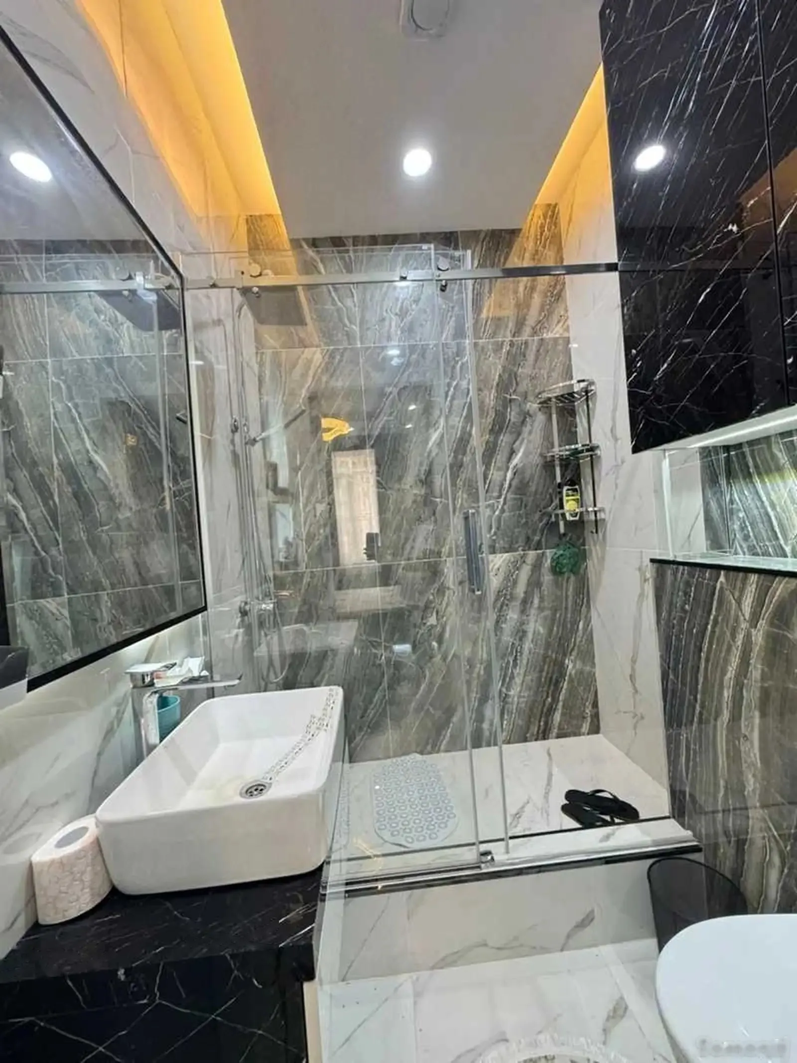3-комн. квартира, 2 этаж, 120м², 82мкр