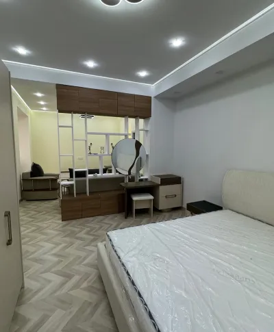 4-комн. квартира, 12 этаж, 145м², Славянский Университет, Ул. Пушкина, Аптека 5