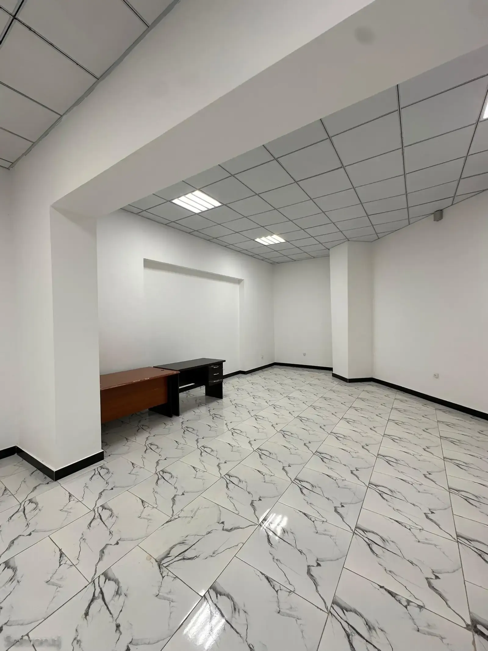 Помещение под свободное назначение, 200м², Шохмансур