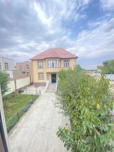2-этажный, 4 комнатный дом, 2 м², Колхози Россия