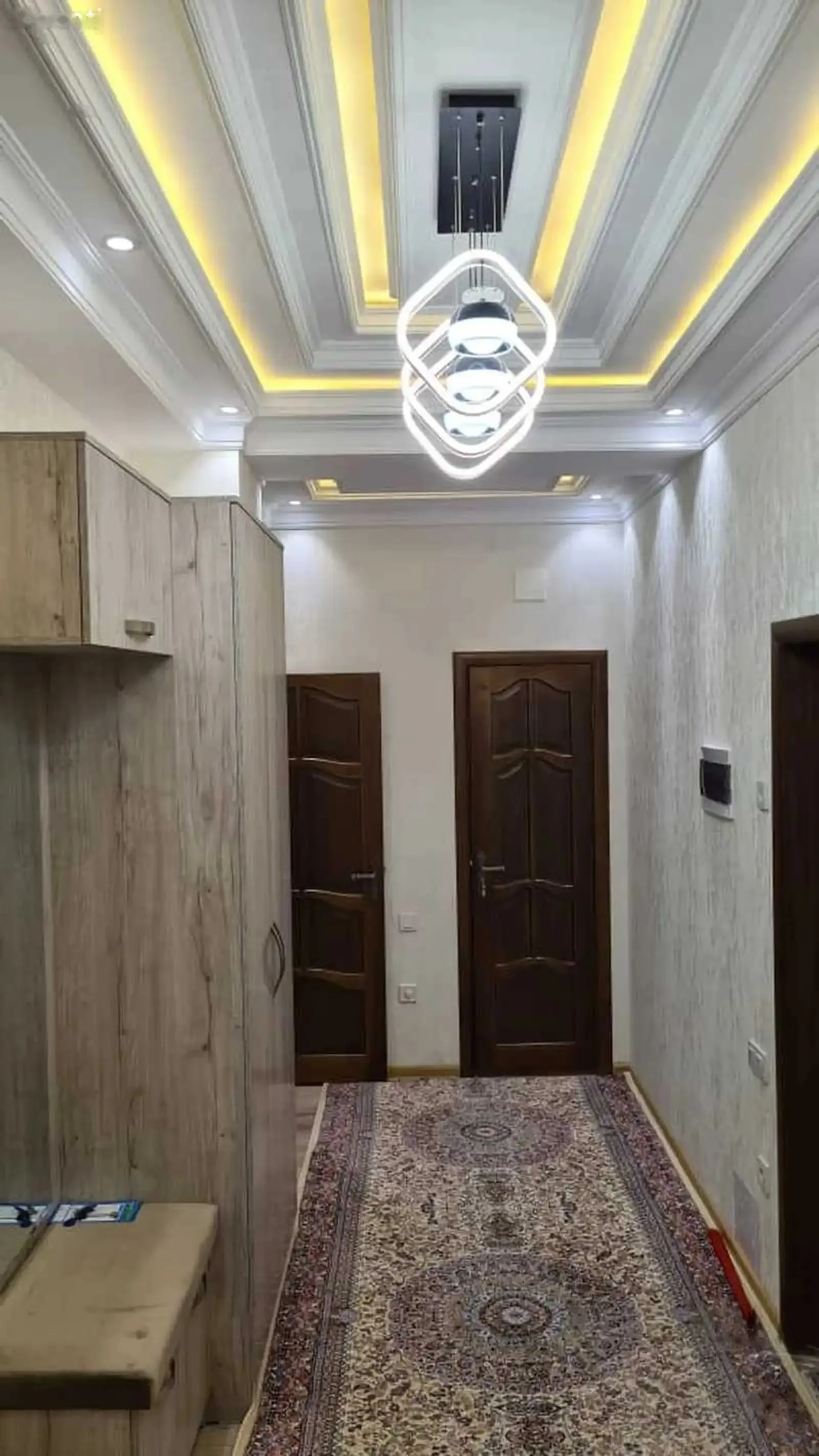 2-комн. квартира, 5 этаж, 85м², Молодежный Театр
