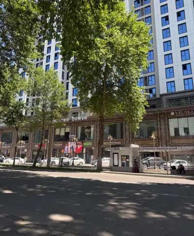 3-комн. квартира, 18 этаж, 81 м², Исмоили Сомони Сафина