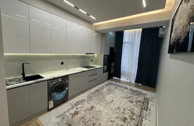 3-комн. квартира, 16 этаж, 95 м², Исмоили Сомони Спартак