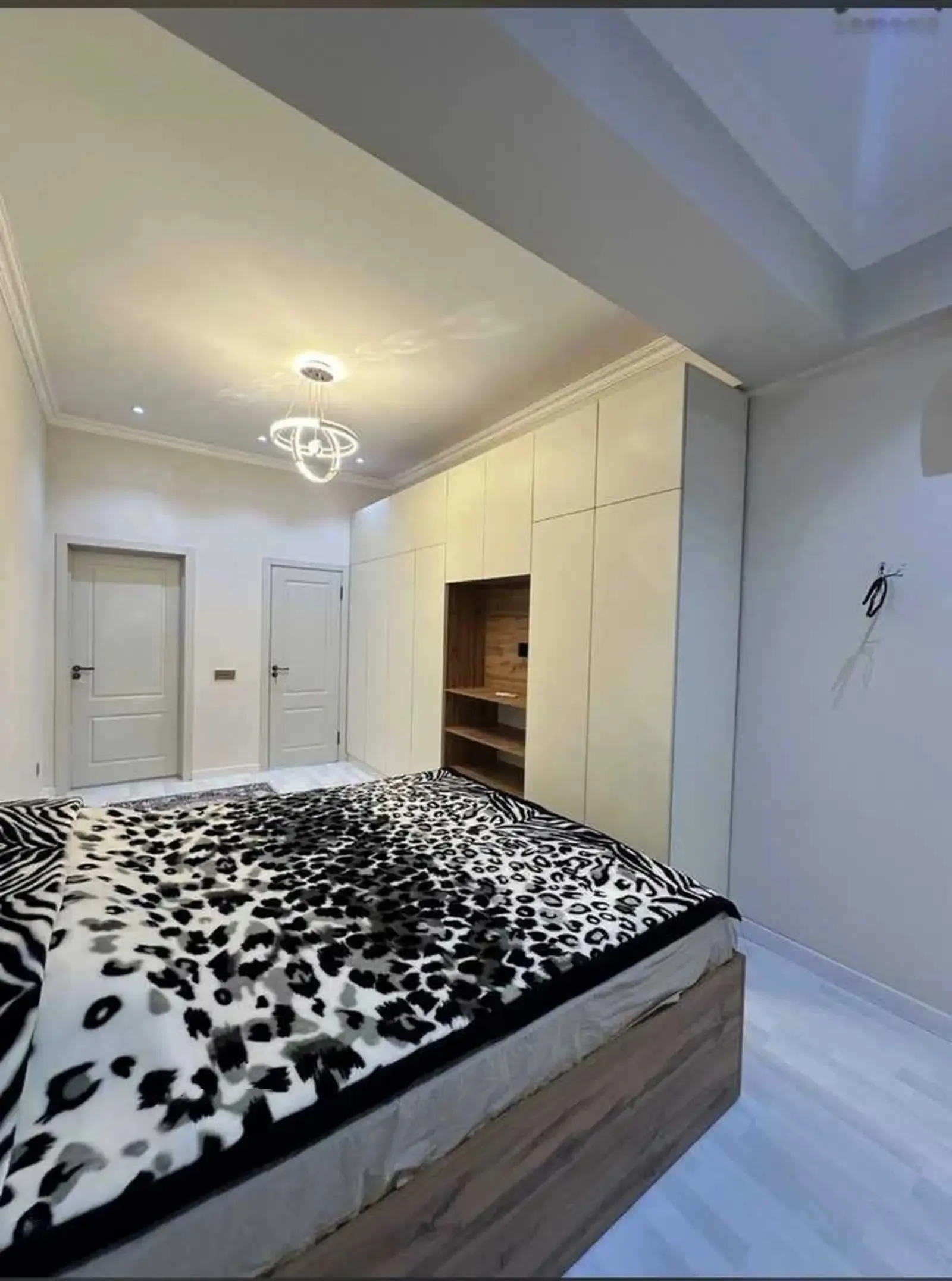 3-комн. квартира, 14 этаж, 110м², Исмоил Сомони