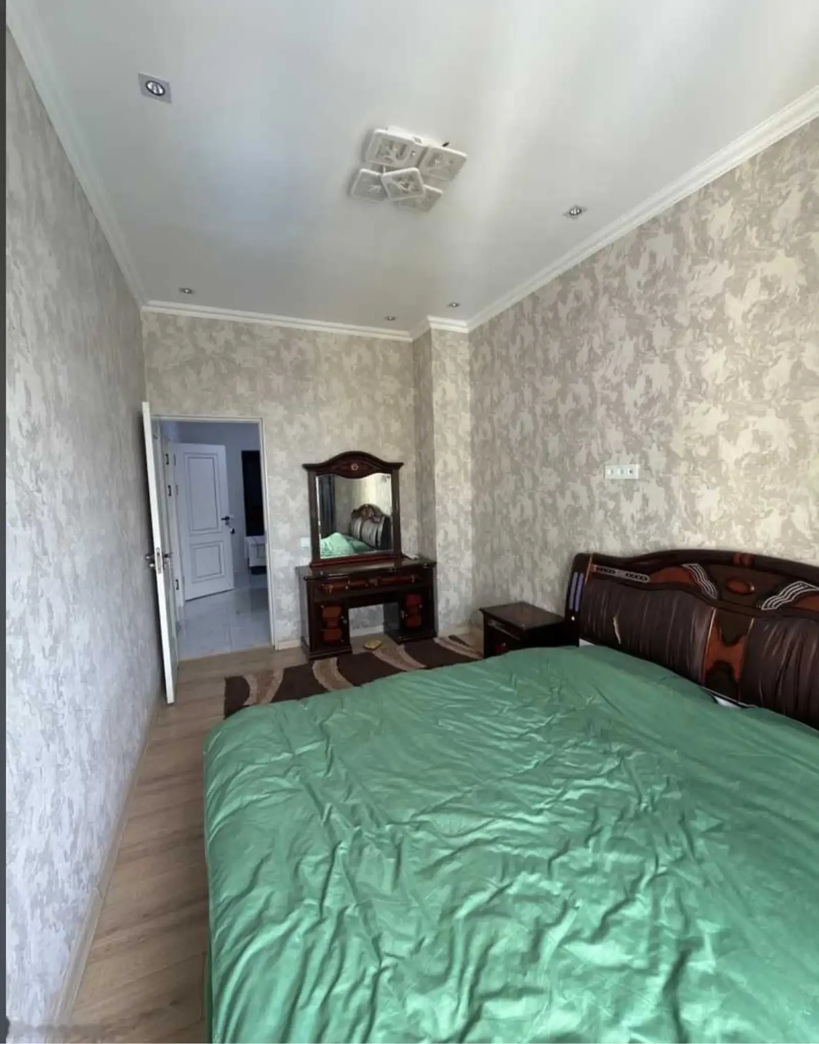 2-комн. квартира, 8 этаж, 64м², Шохмансур