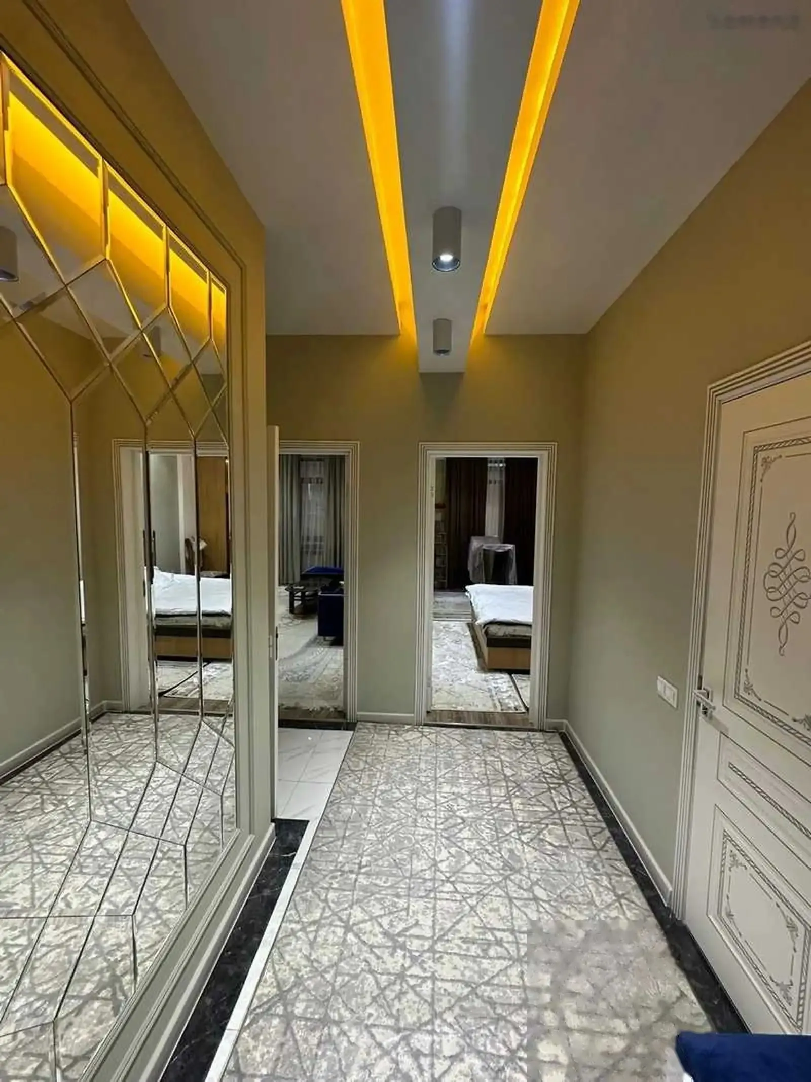 2-комн. квартира, 5 этаж, 77м², оперка