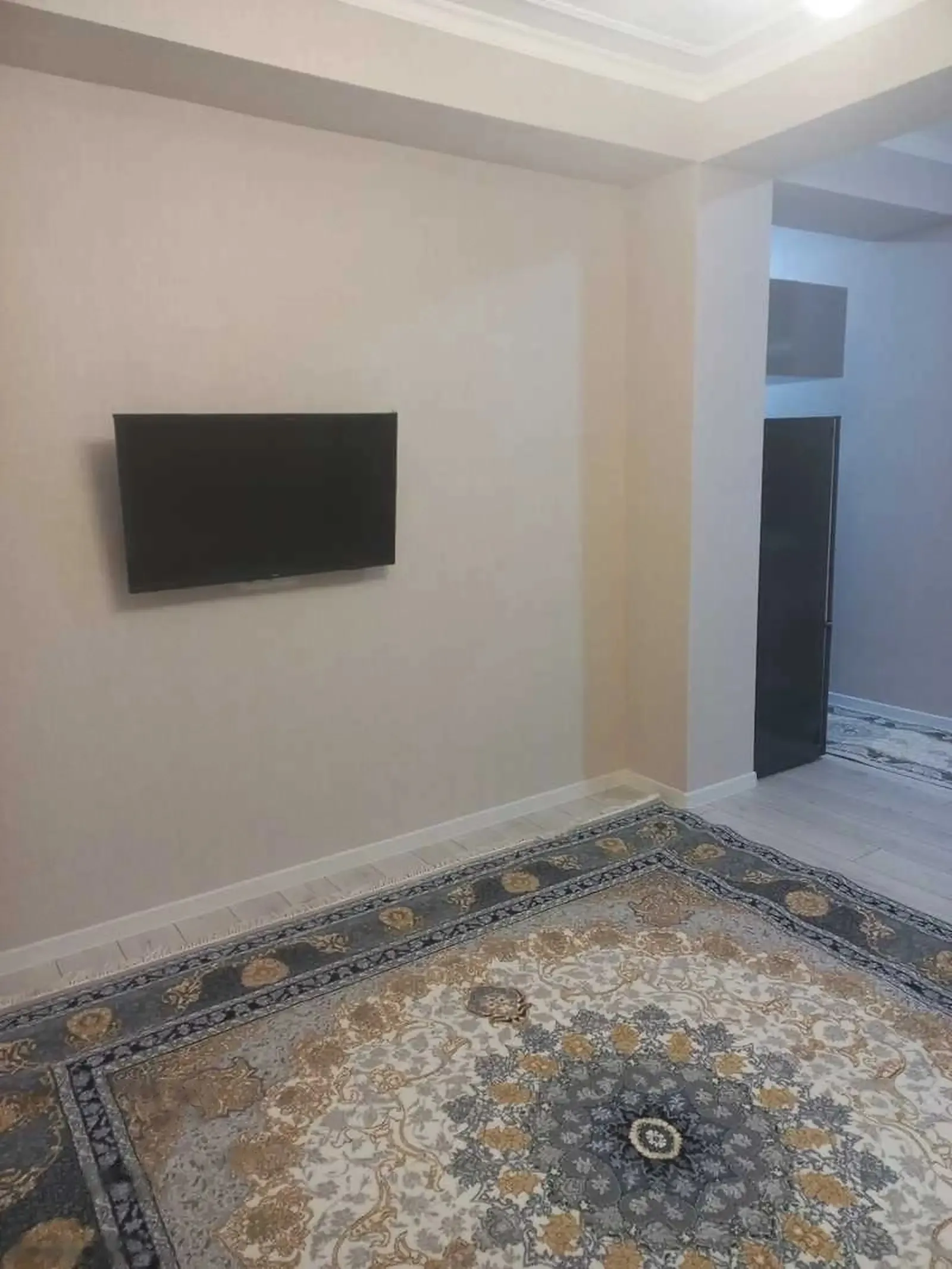 2-комн. квартира, 8 этаж, 80м², Пайкари 82мкр