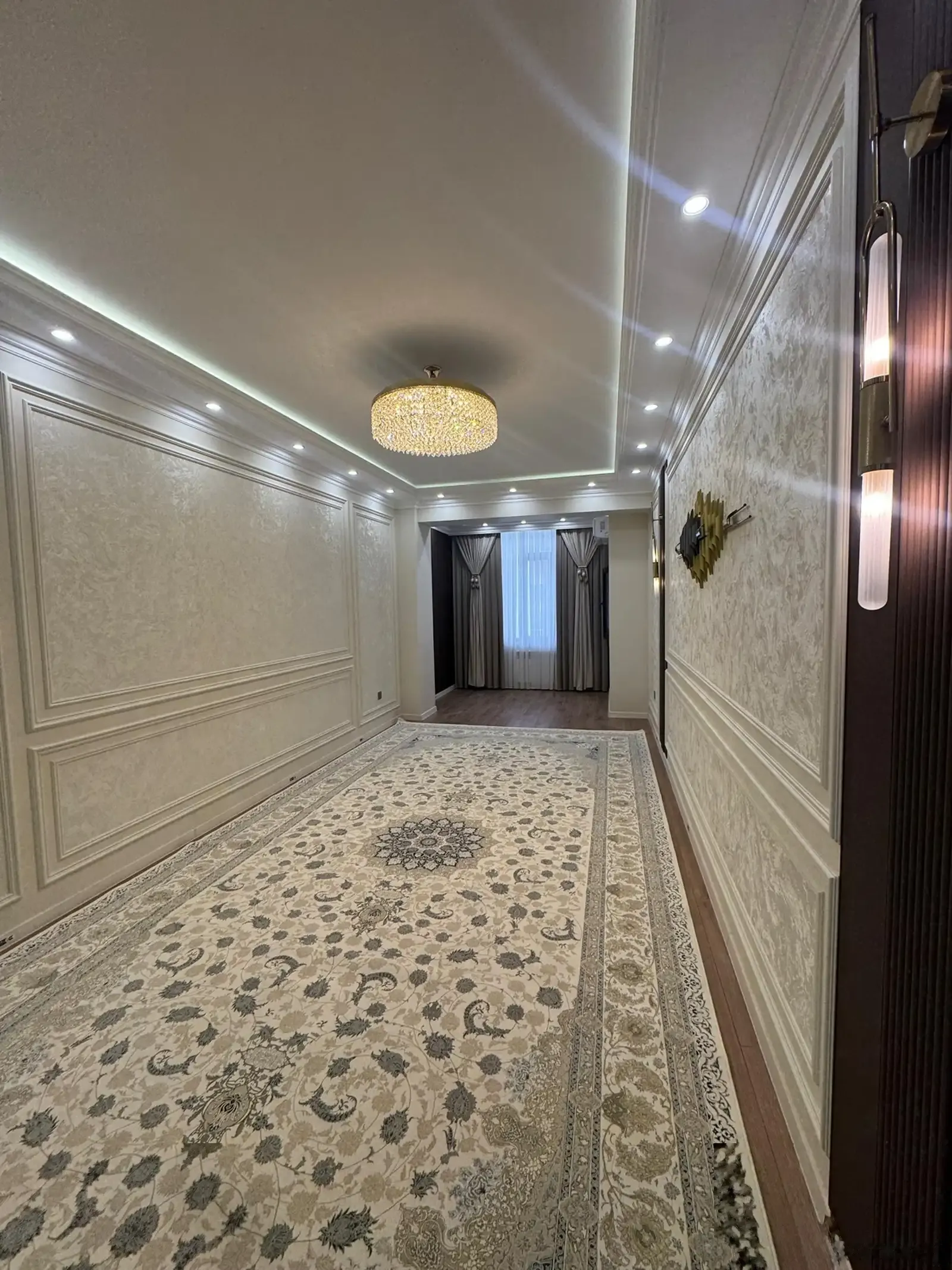 2-комн. квартира, 12 этаж, 92 м², Проспект Айни, напротив Гуля Голд (Дом Махмуда)