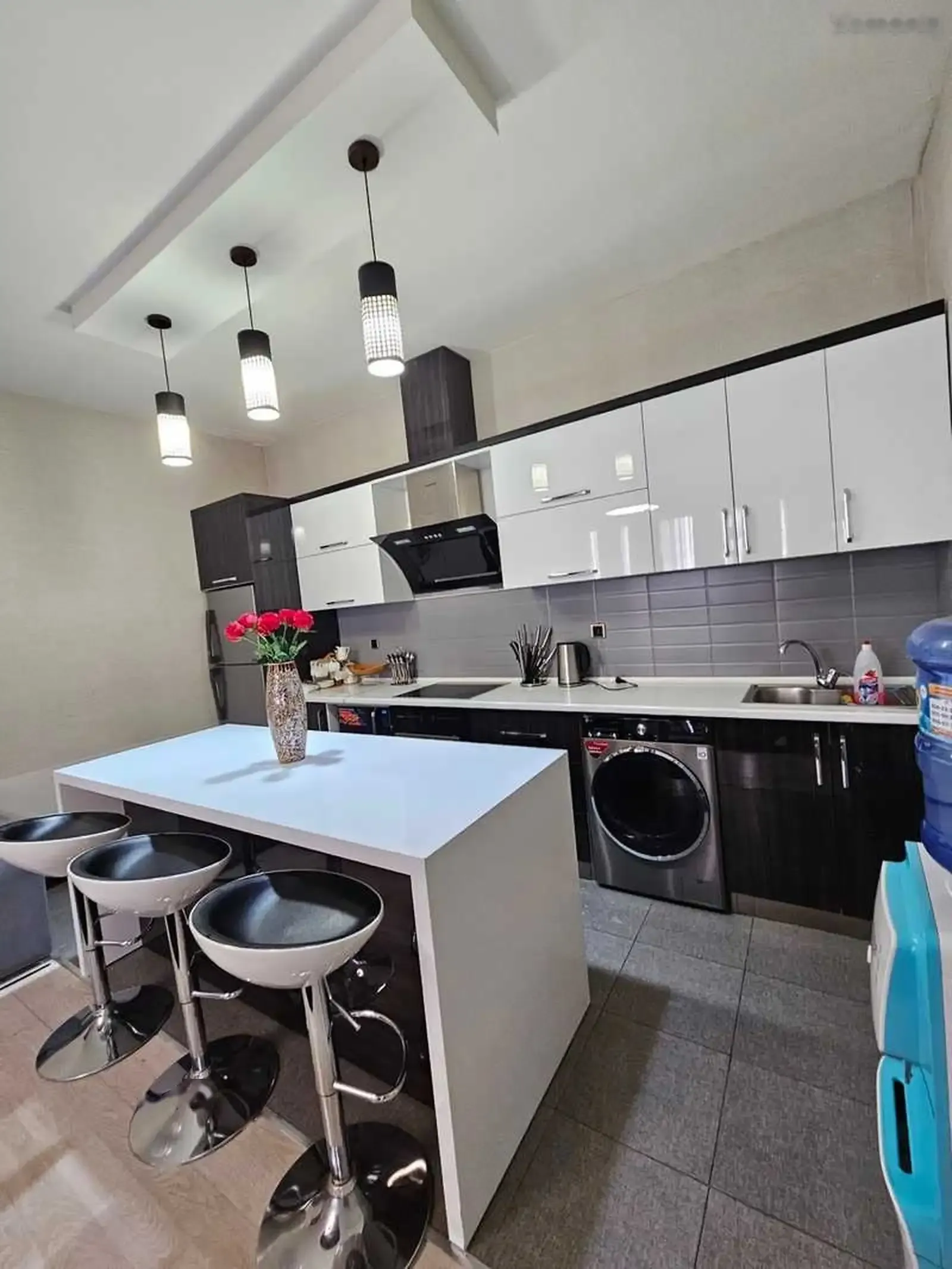 3-комн. квартира, 10 этаж, 120м², Садбарг, Вайкики