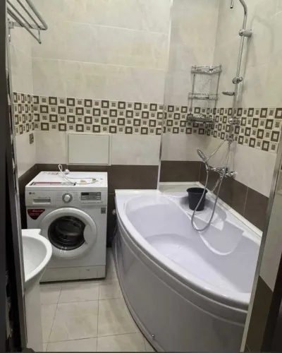 2-комн. квартира, 3 этаж, 70м², 82 мкр кч Шохтемур