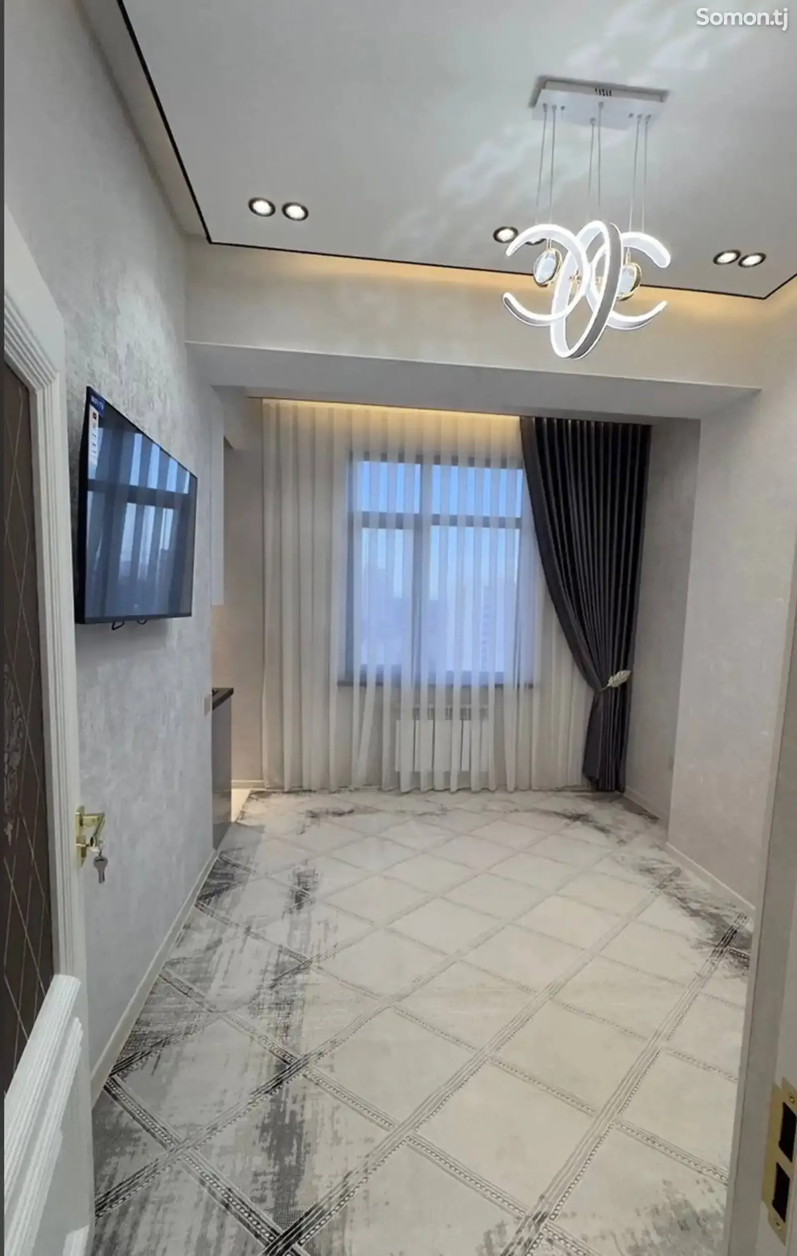 3-комн. квартира, 9 этаж, 70 м², Шохмансур - Пушти 4 дома, написано ресторан ок