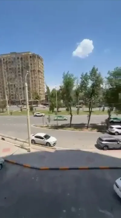3-комн. квартира, 2 этаж, 74 м², 112мкр, Наздики Пайкар
