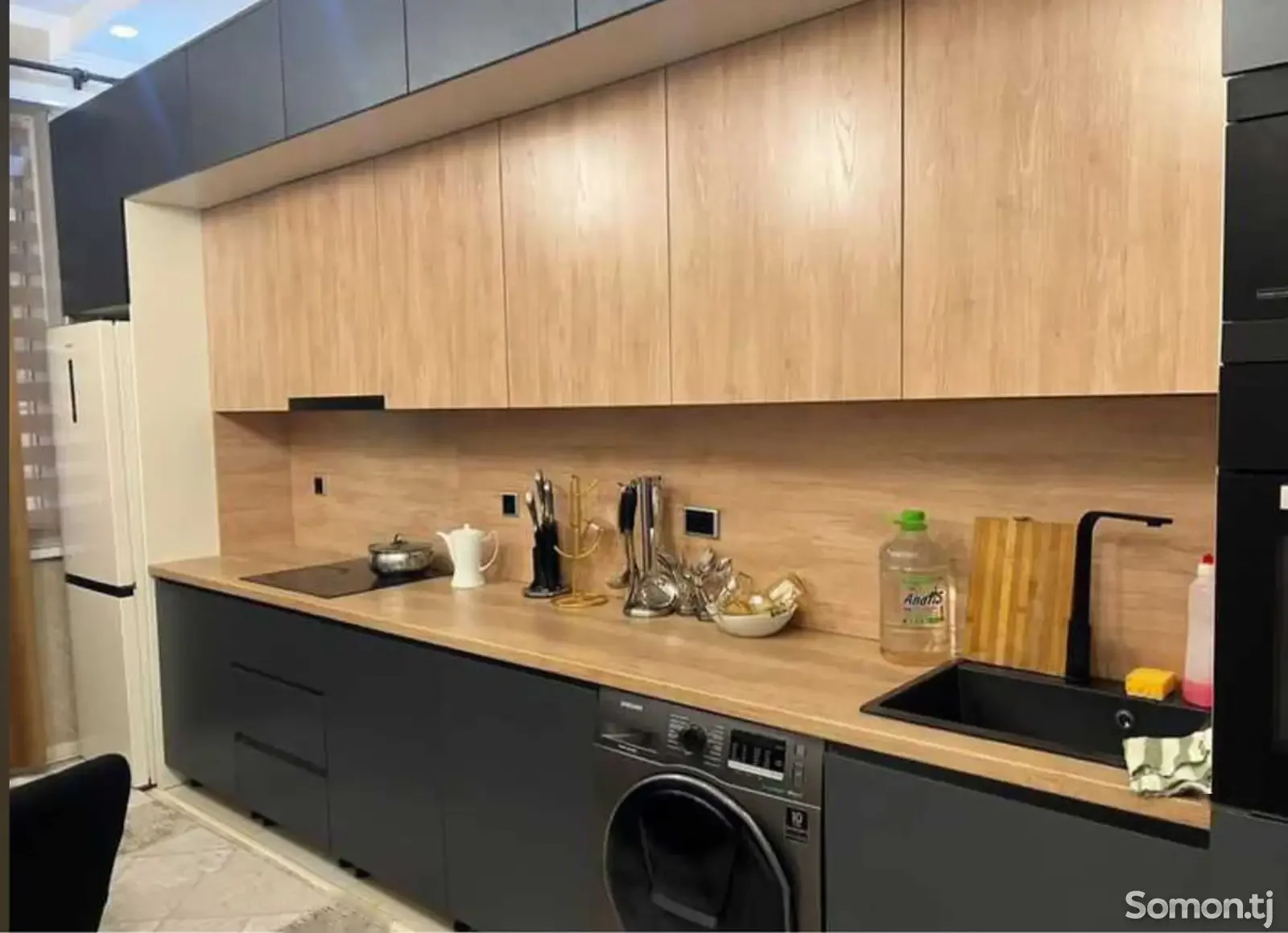 3-комн. квартира, 1 этаж, 100м², 82мкр