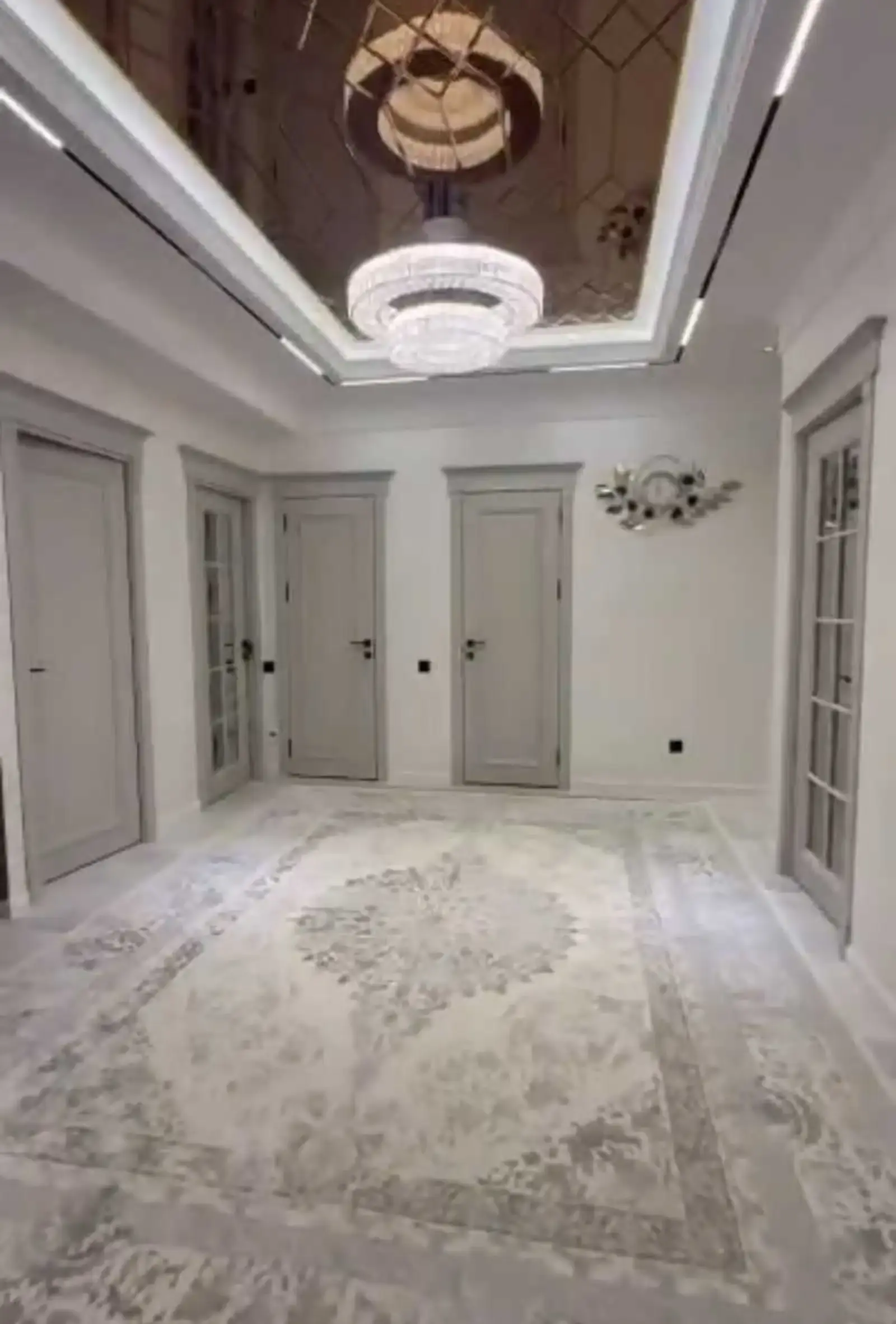 3-комн. квартира, 11 этаж, 105м², Исмоили Сомонӣ