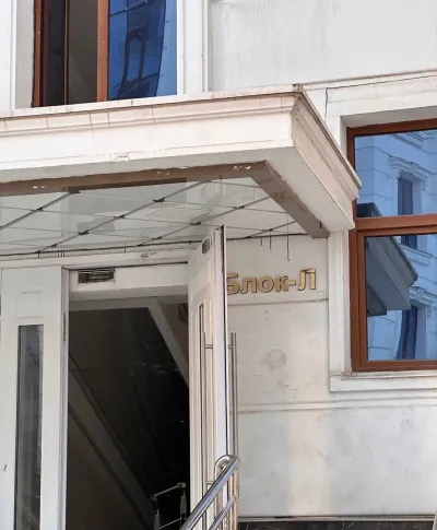 2-комн. квартира, 1 этаж, 74 м², И Сомони