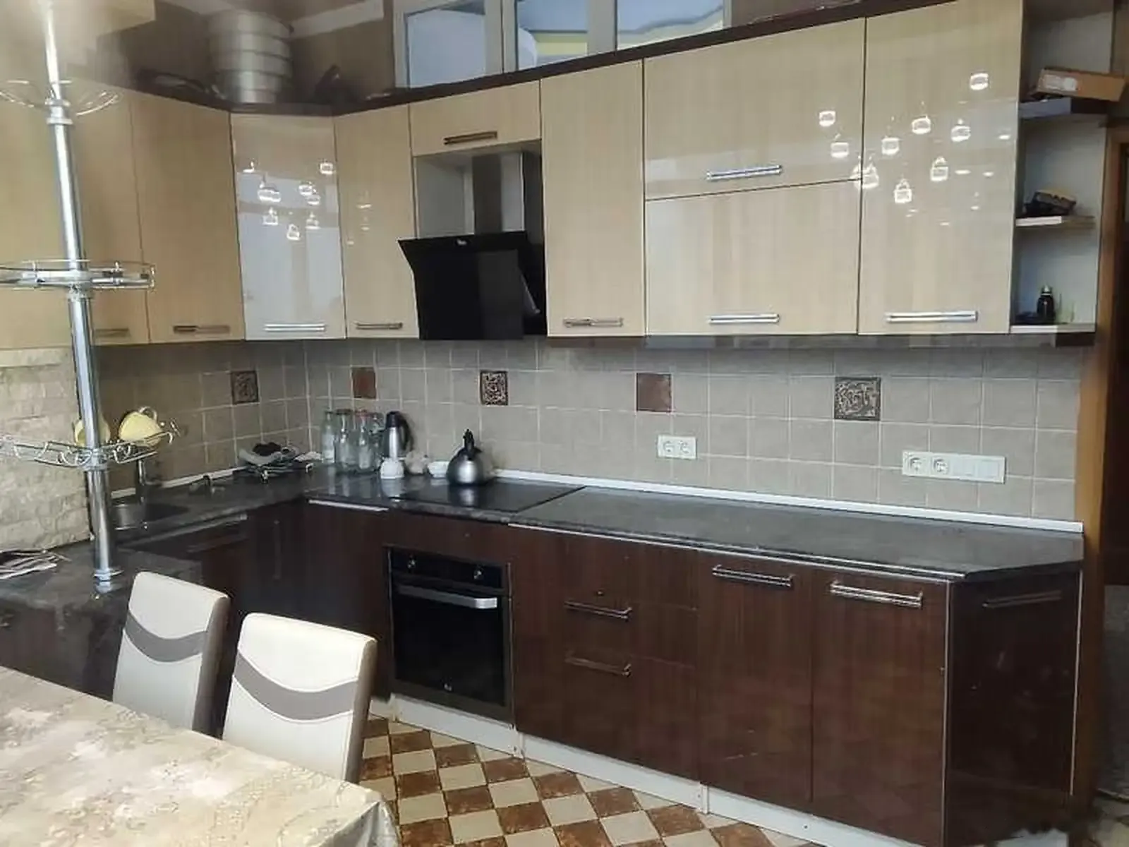 3-комн. квартира, 6 этаж, 90м², Сино, 102 мкр