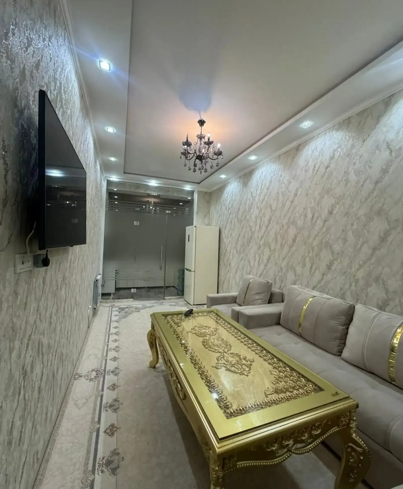 2-комн. квартира, 2 этаж, 60м², Дом КФС